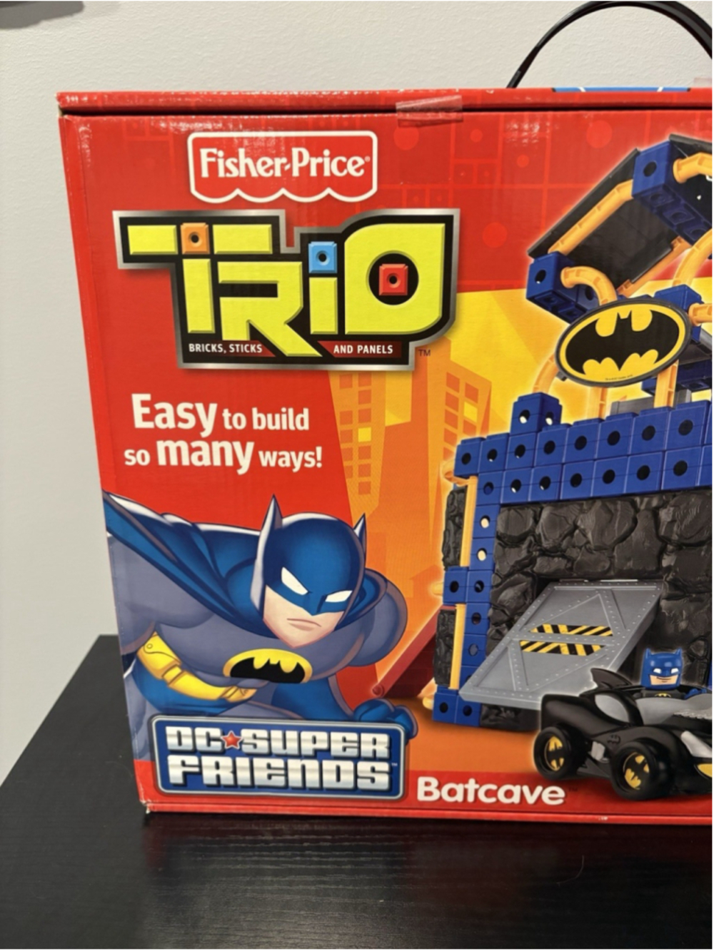 Fisher-Price TRIO DC Super Friends Batman Batcave Set T5830 Complete w/ Box - Picture 3 of 9